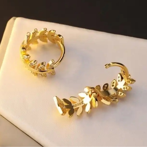 Delicate Fine Gold Plated Leaf Hoop Clips Earrings - Picture 8 of 9